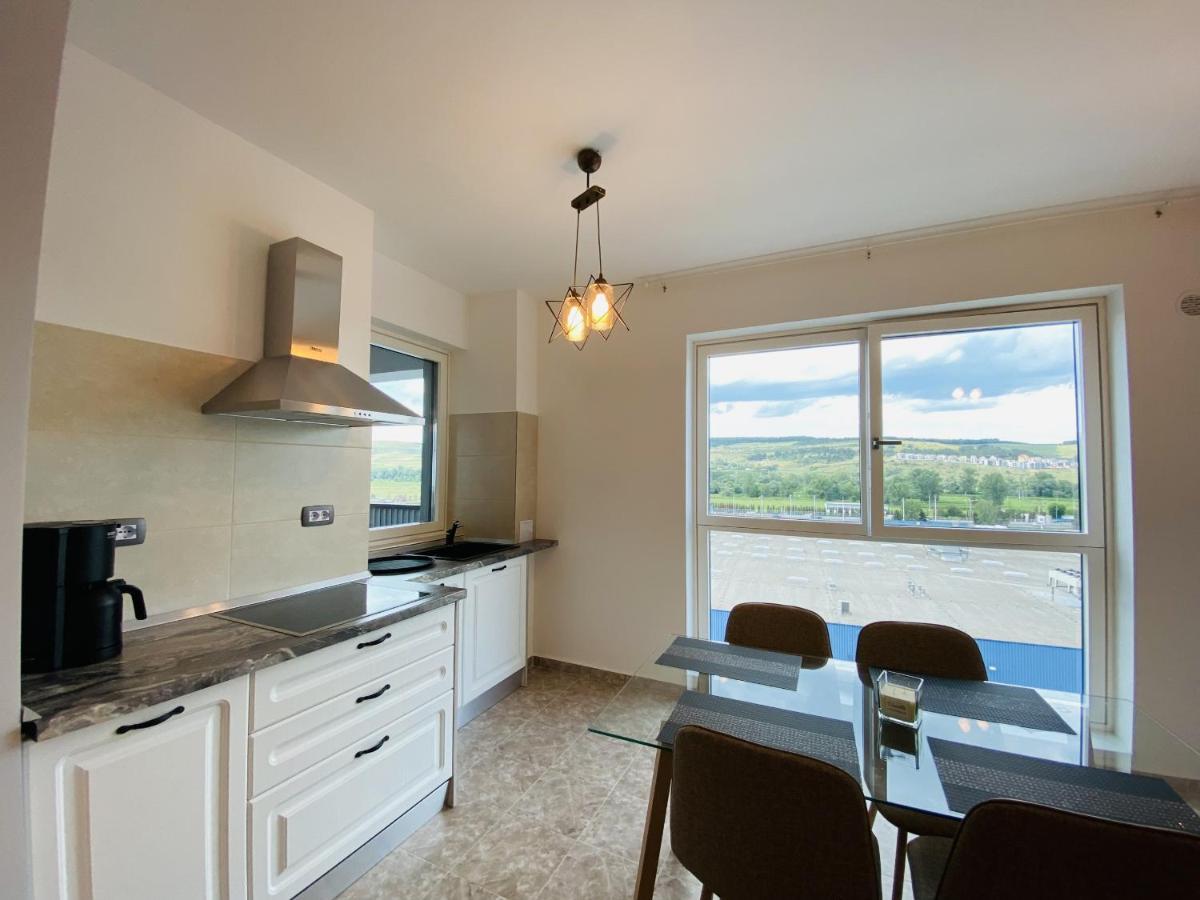 Deluxe With Balcony And Private Parking In Colvmna Căn hộ Cluj-Napoca